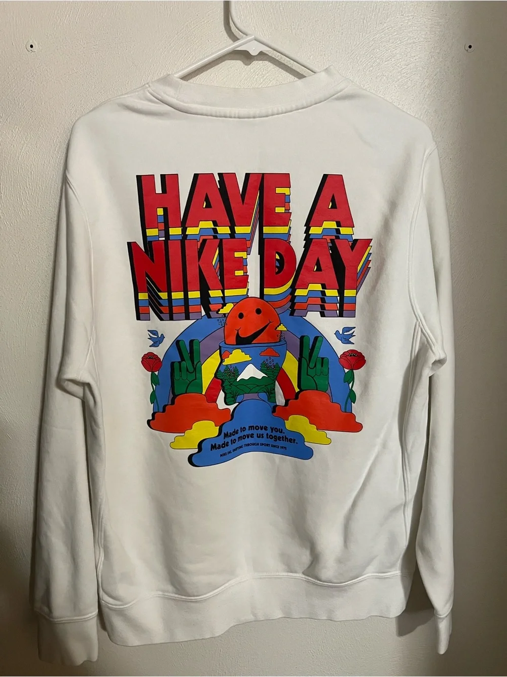 NIKE Fleece Activewear Athleisure Retro Colorful‎ Graphic Crewneck Men's Size S
